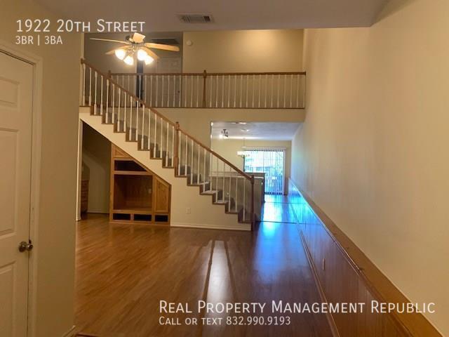 Building Photo - 1922 20th St