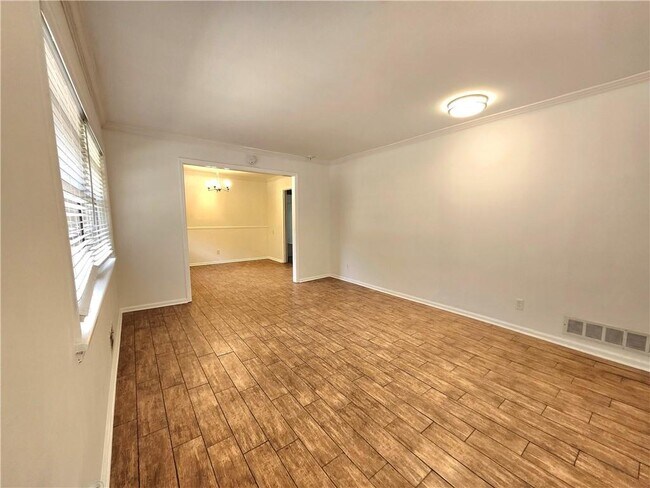 Building Photo - 2497 N Druid Hills Rd NE