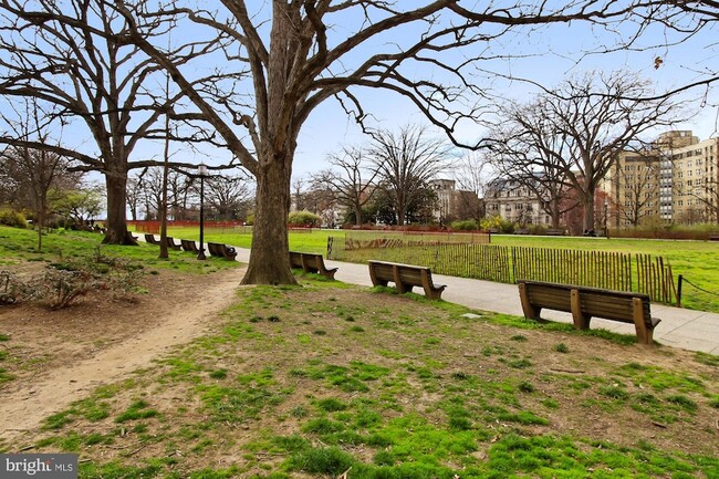 Building Photo - 1701 16th St NW