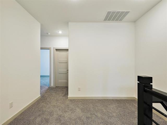 Building Photo - 563 Eiseley Dr