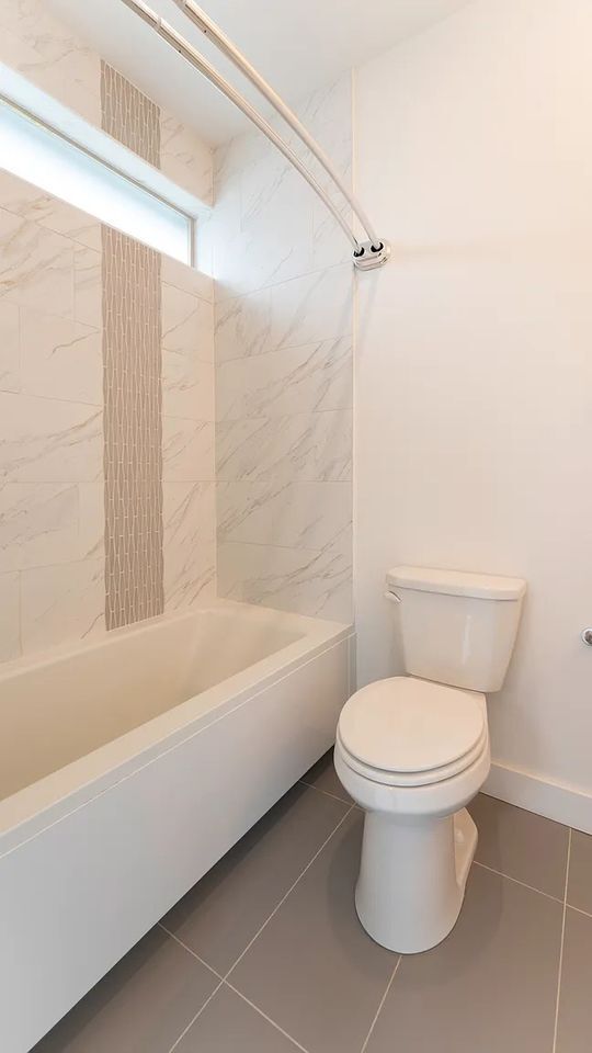 Building Photo - 6615 135th Ct SE