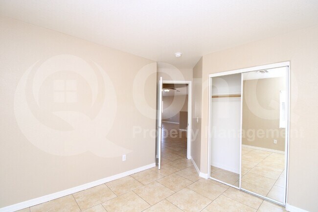 Building Photo - 11514 E Contessa St