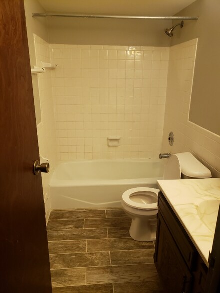 Building Photo - 7512 N Granville Rd