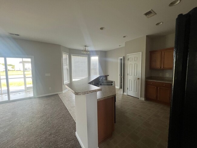 Building Photo - WOODBURY @ PALMETTO POINTE
