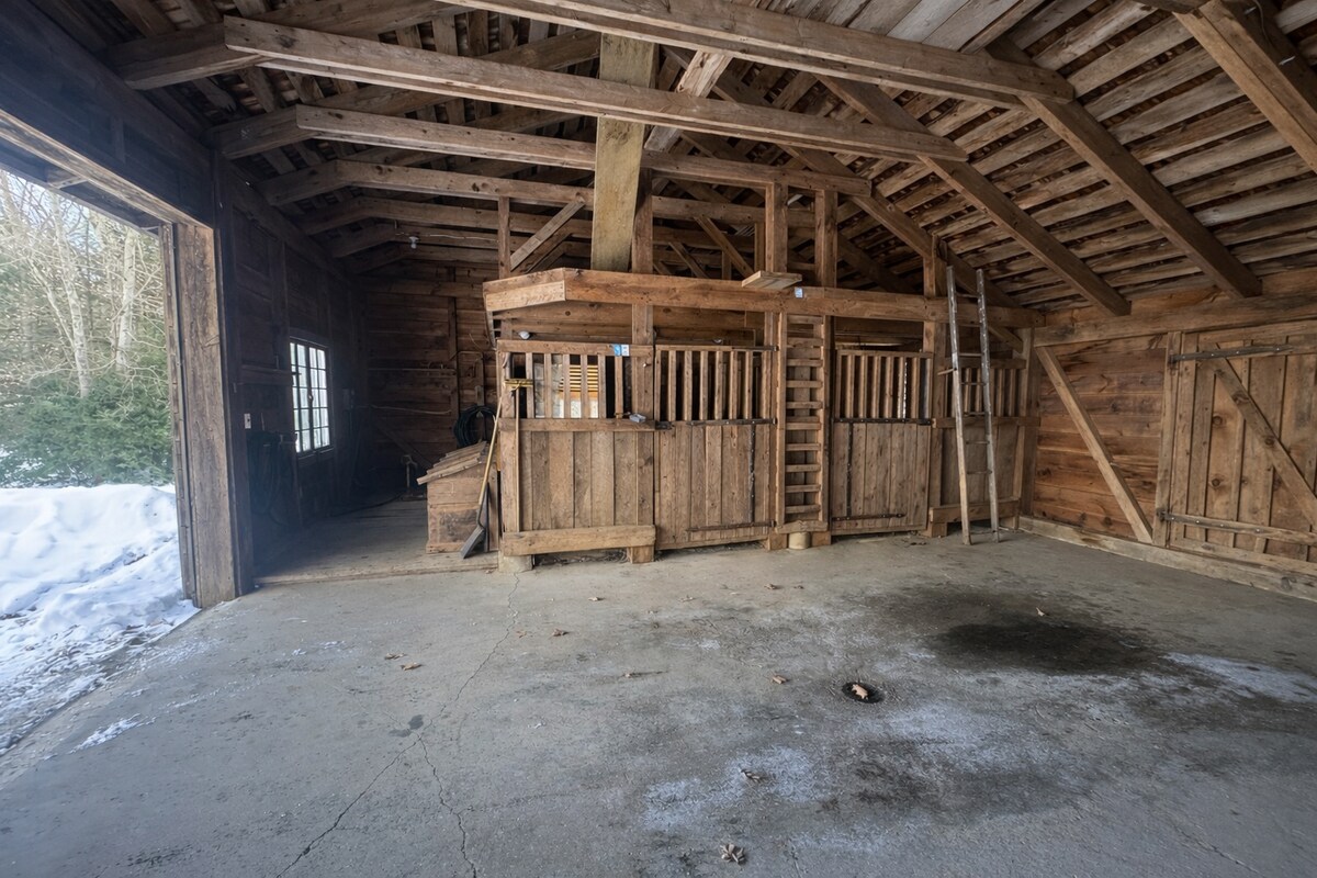 Building Photo - 45 Hoppen Rd