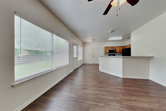 Building Photo - 5211 Sherilynn Dr