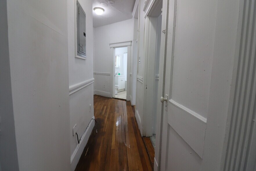 Building Photo - 409 Huntington Ave