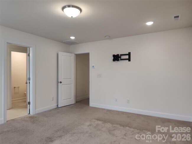 Building Photo - 10459 Glenmere Crk Cir