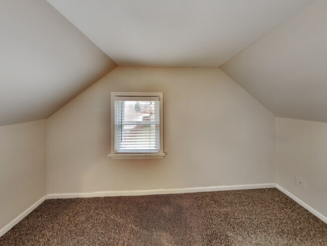 Building Photo - 2329 N 77th Ct
