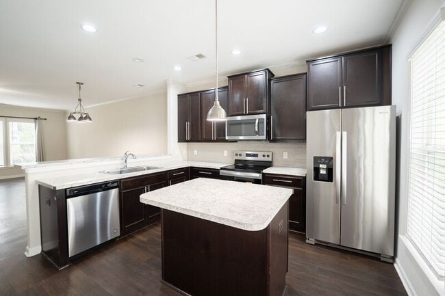 Building Photo - 92 Reese Way