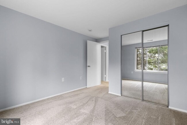 Building Photo - 18050 Chalet Dr