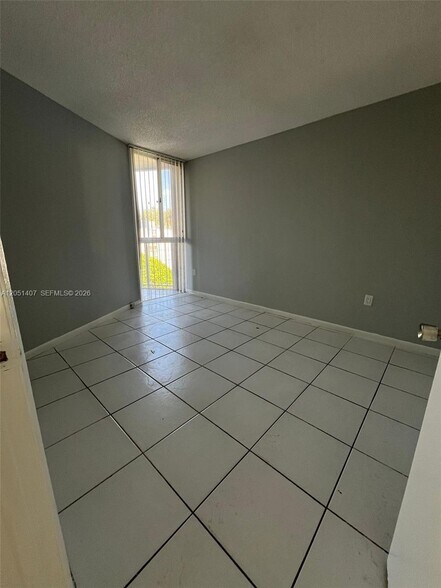 Building Photo - 7035 NW 186th St