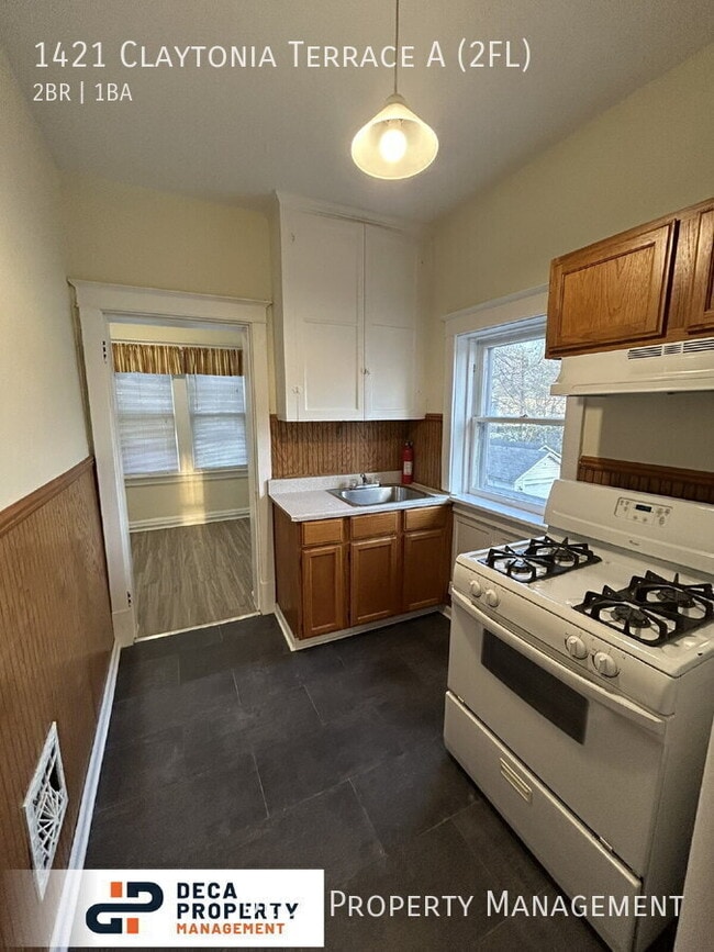 Building Photo - 1421 Claytonia Terrace