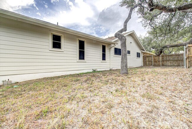 Building Photo - 11305 Pradera Dr