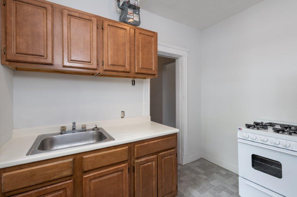 Building Photo - 49 Worthington St