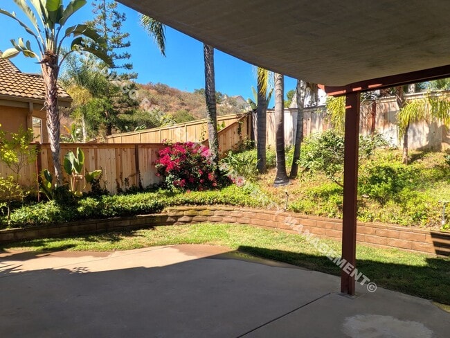 Building Photo - Gorgeous 4 Bedroom Home in Desirable Carme...