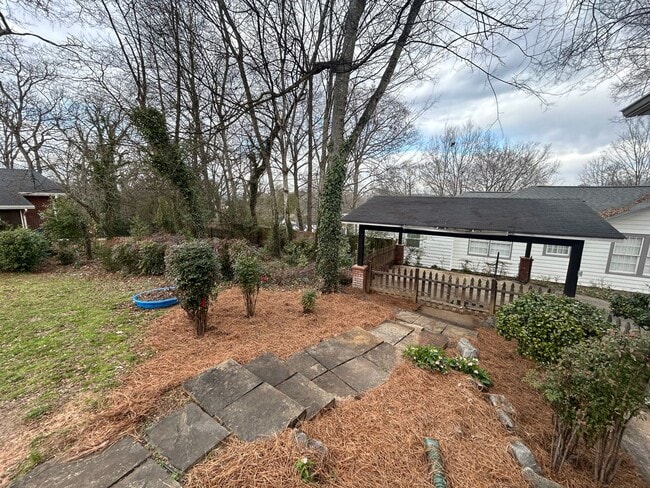 Building Photo - 3/2 House in Old East Rome $1,895