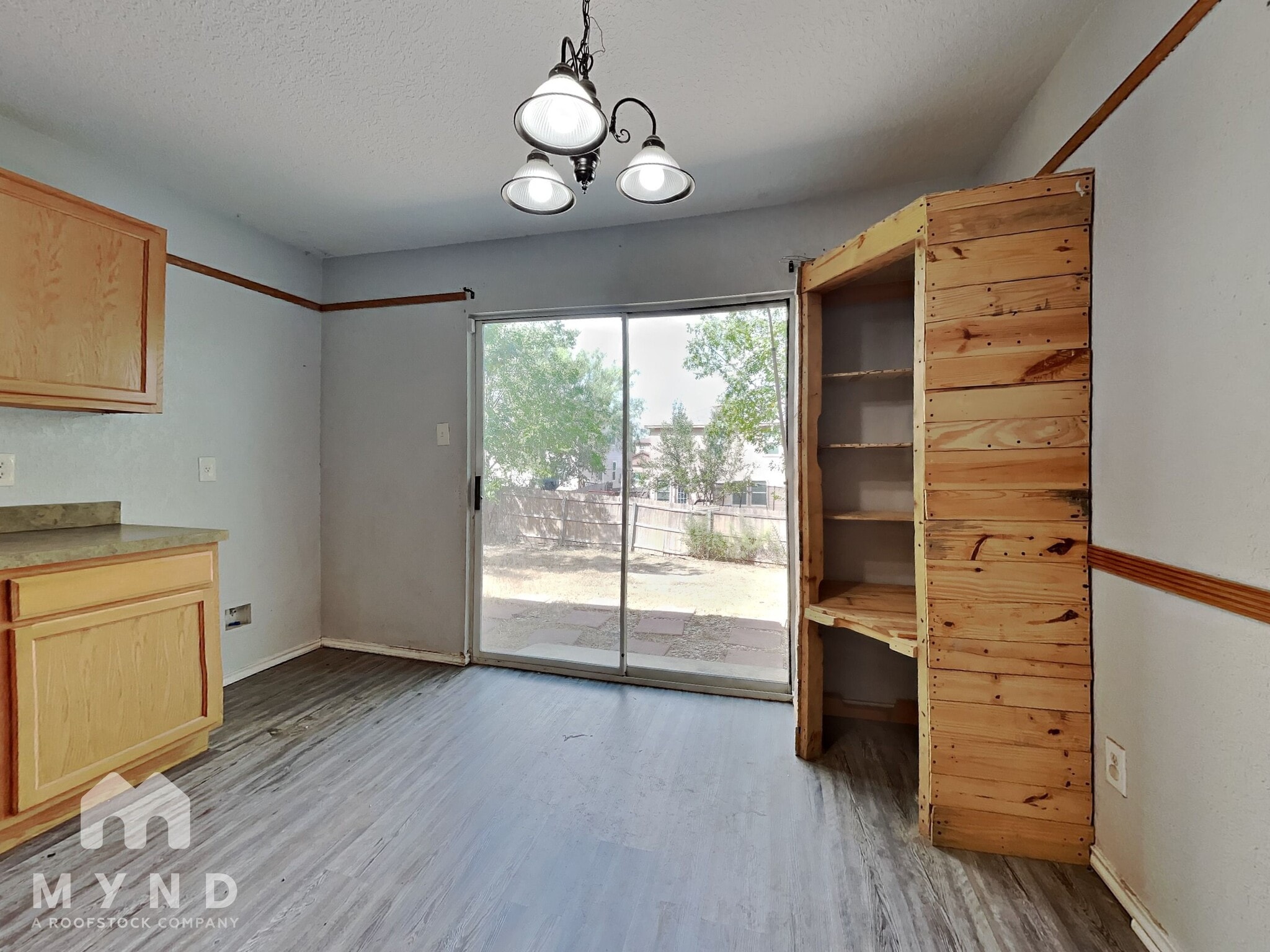 Building Photo - 8407 Mescal Pass