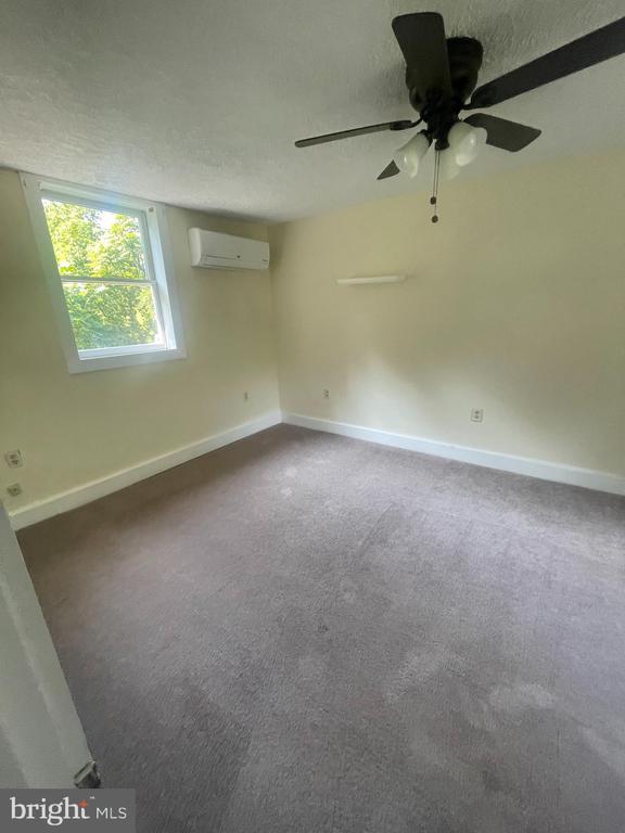 Building Photo - 13328 Springhollow Ln