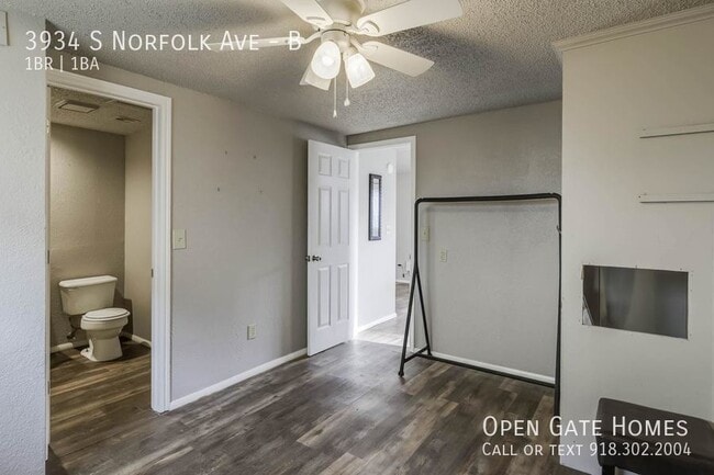 Building Photo - 3934 S Norfolk Ave