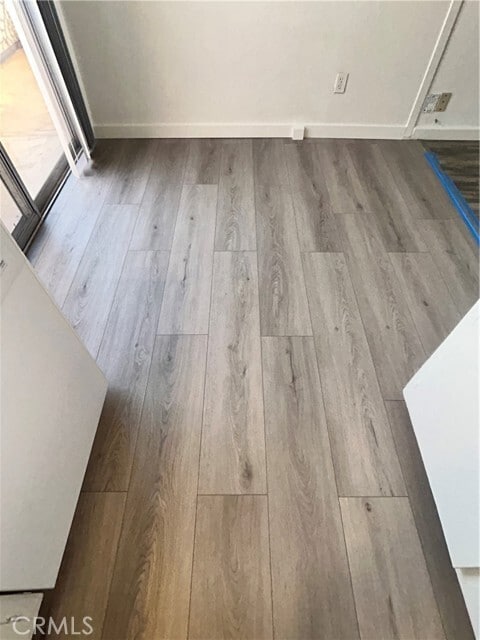 Building Photo - 504 S Ola Vista