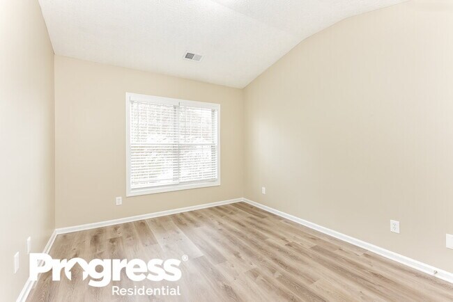 Building Photo - 118 Silver Mine Trail SE