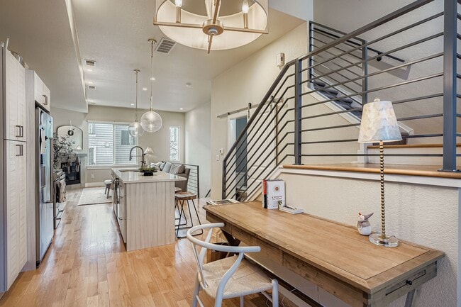 Building Photo - 2739 W 24th Ave