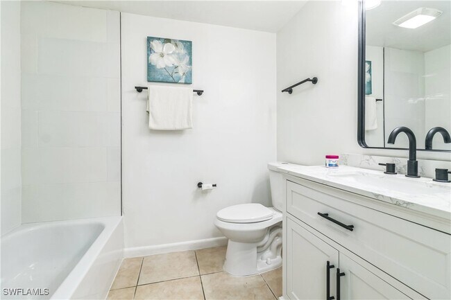 Building Photo - 16448 Timberlakes Dr