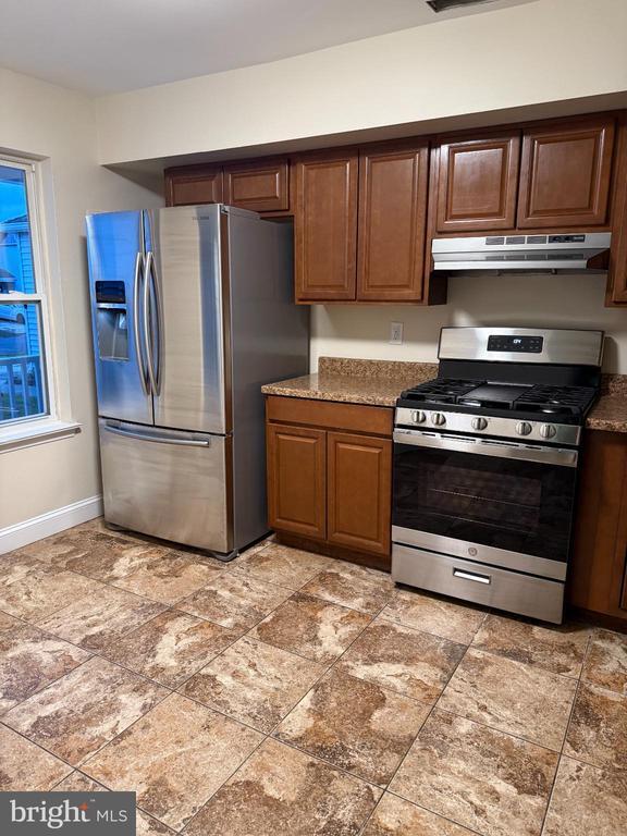 Building Photo - 6 Galaxy Ct