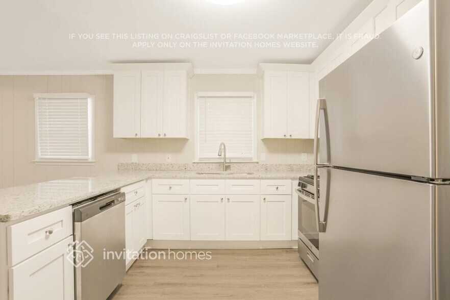 Building Photo - 1804 Timothy Dr SW