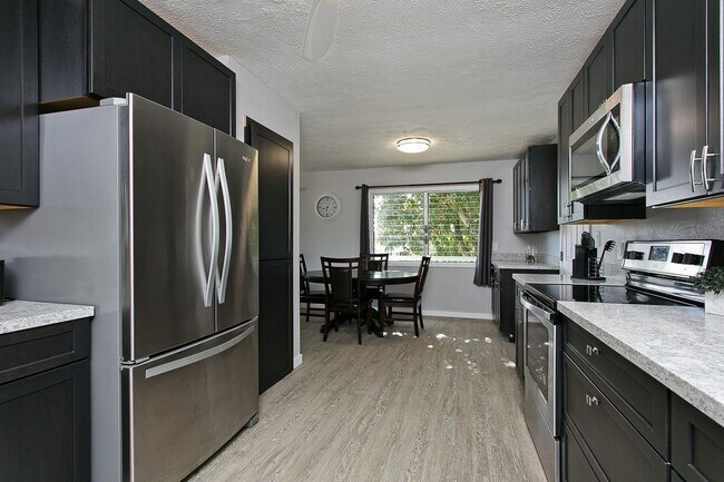 Building Photo - Partially furnished Kailua Home 3bed/2bath...