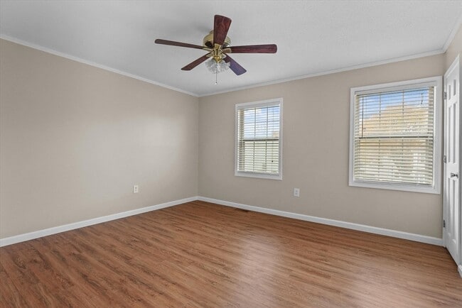 Building Photo - 61 Kathy Dr