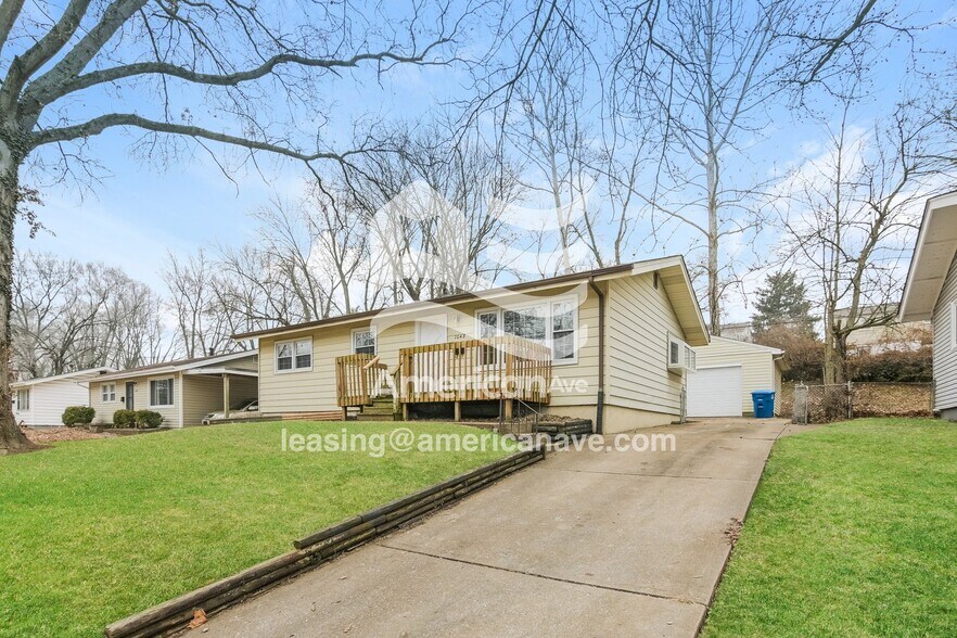 Building Photo - 1048 Renshaw Dr