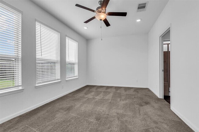 Building Photo - 2534 Blazing Star Dr