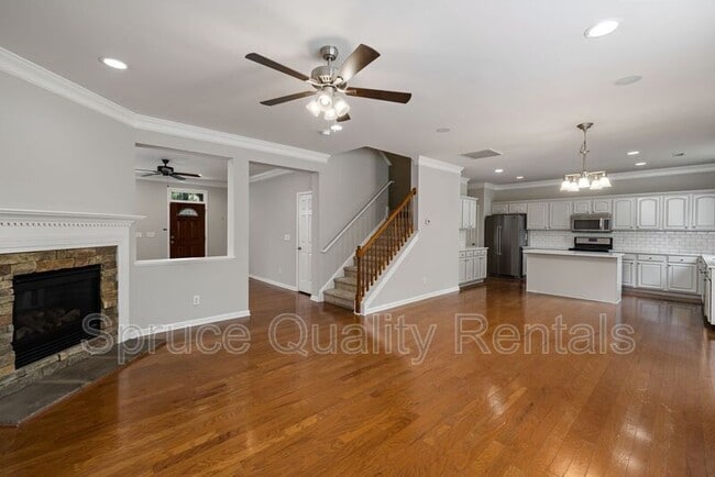 Building Photo - 206 Northlands Dr