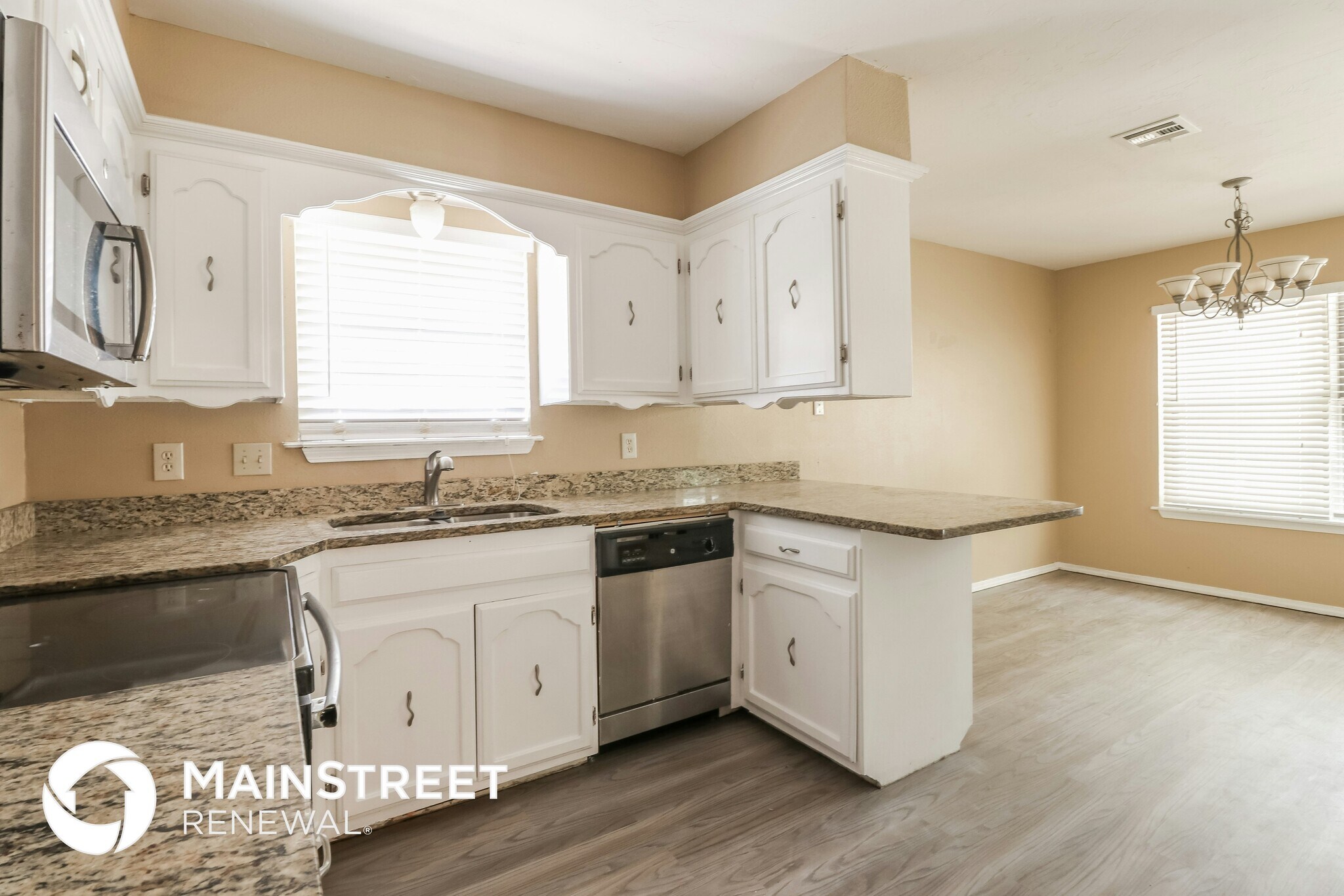 Building Photo - 11520 Bel Air Pl