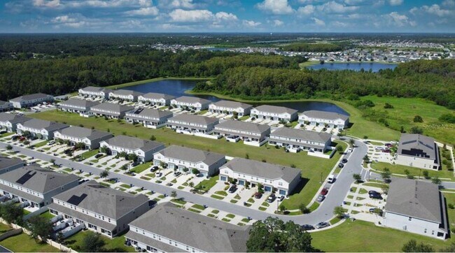 Building Photo - 2942 Fieldwood Cir