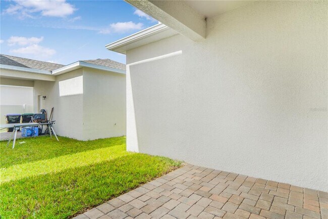 Building Photo - 15567 Gentle Rain Dr