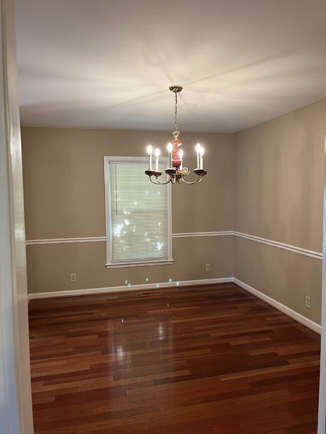 Building Photo - "Charming 3-Bed Sanctuary with Finished Ba...