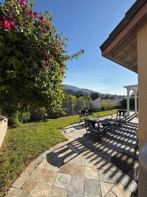 Building Photo - 3350 Deaver Dr