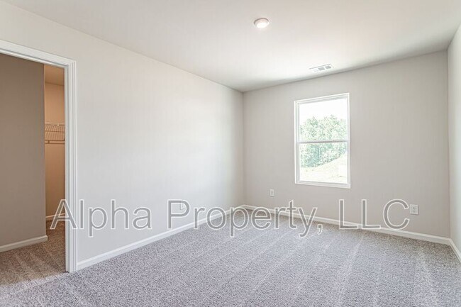 Building Photo - 4107 Garrison Ln