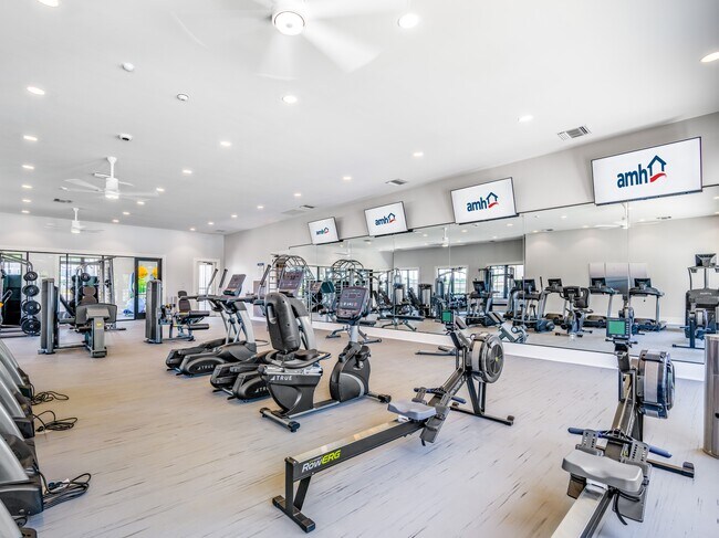 Building Photo - 180 Larragan Dr