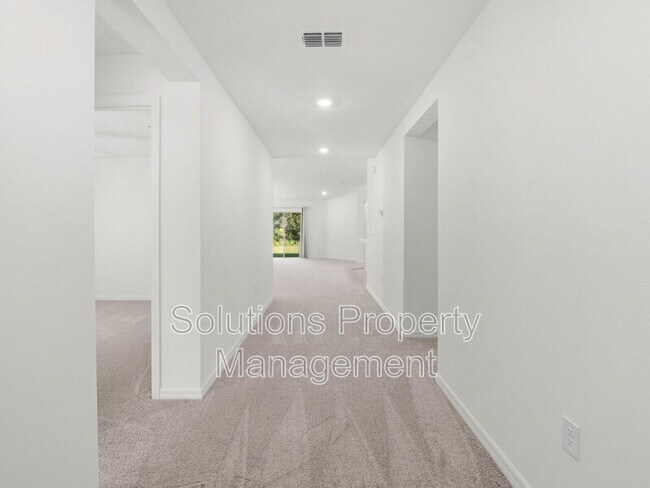 Building Photo - 2192 Vinifera Dr