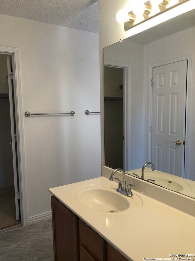 Building Photo - 8514 Coppermine-