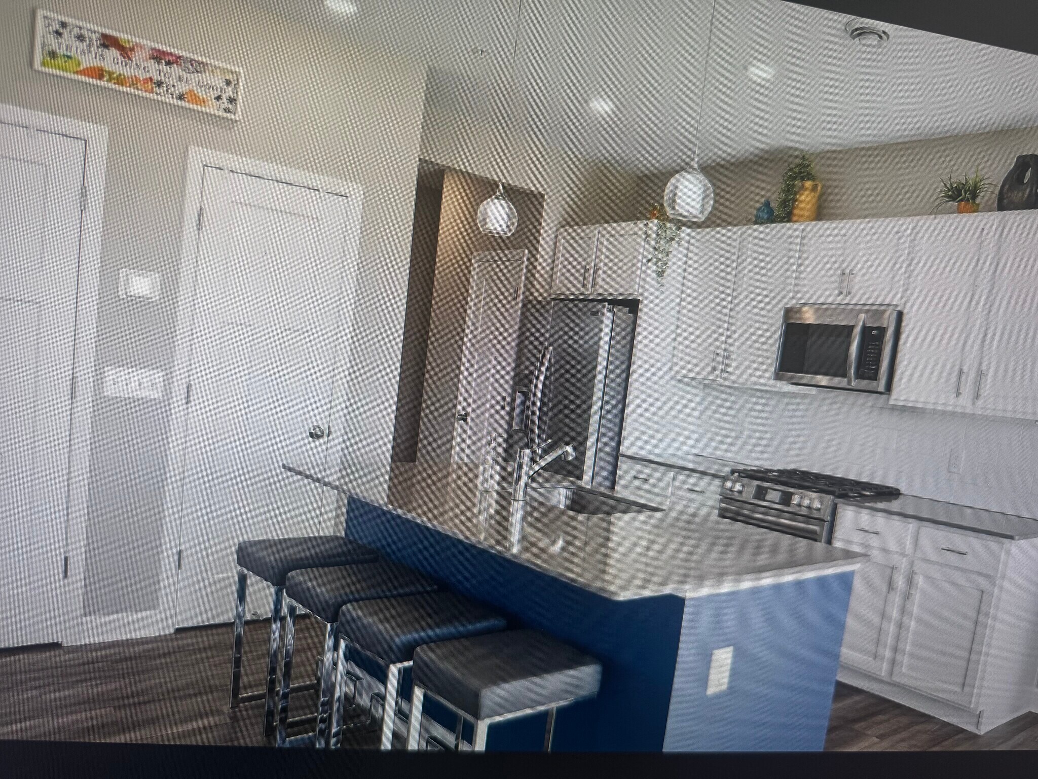 Building Photo - 10680 Wiles Way