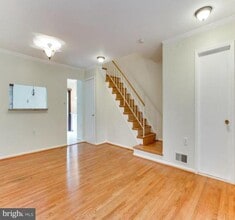Building Photo - 7803 Brookview Ct