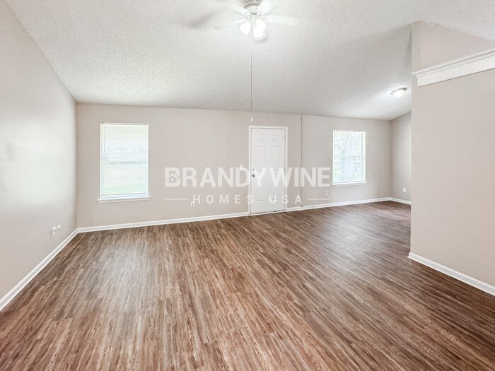 Building Photo - 7987 Domingue Ct