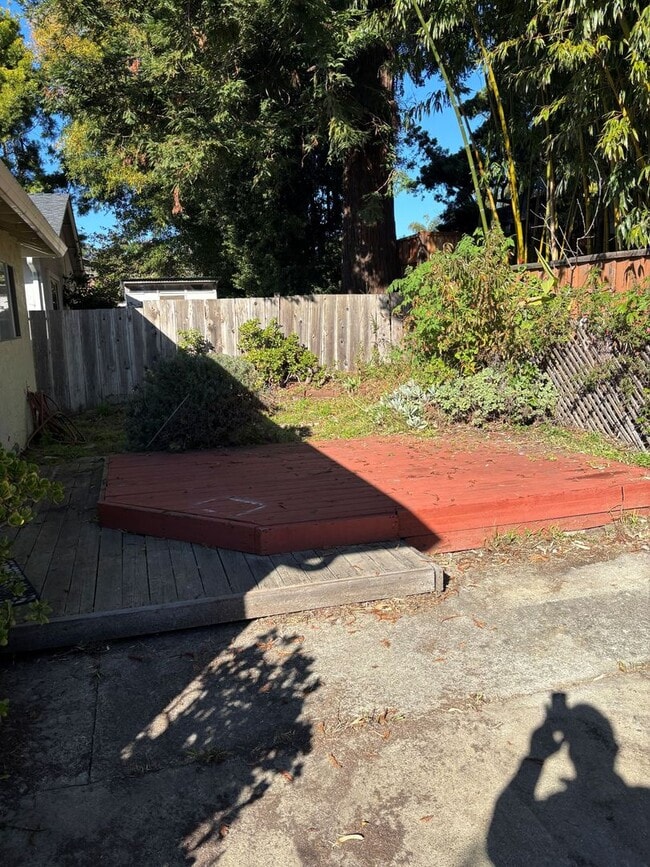 Building Photo - 4 bedroom 2 bath upper west side