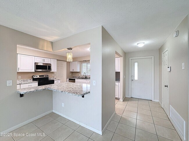 Building Photo - 250 Richland Ave