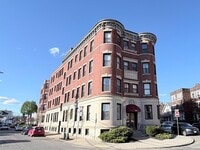 Building Photo - 100 Linden St
